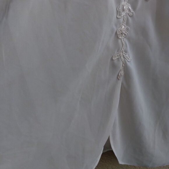 Vintage Private Luxuries White Sheer Slip Dress with Floral Patch Detail - Picture 5 of 6